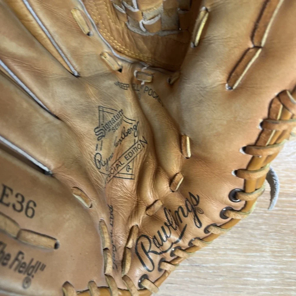 1990s Era Rawlings RSE36 Tony‎ Gwynn Signature Series Outfield Glove LHT